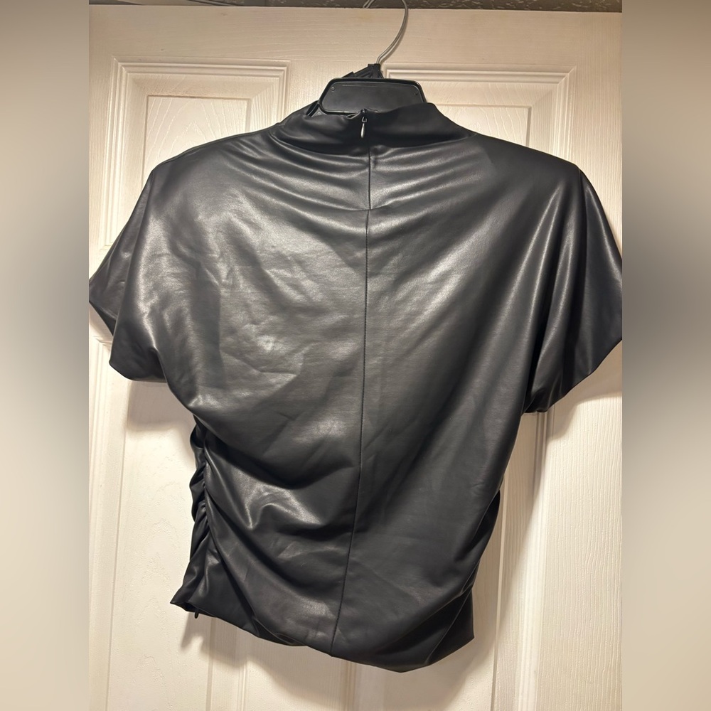 Zara Black Faux Leather Short Sleeve Top - Picture 4 of 6